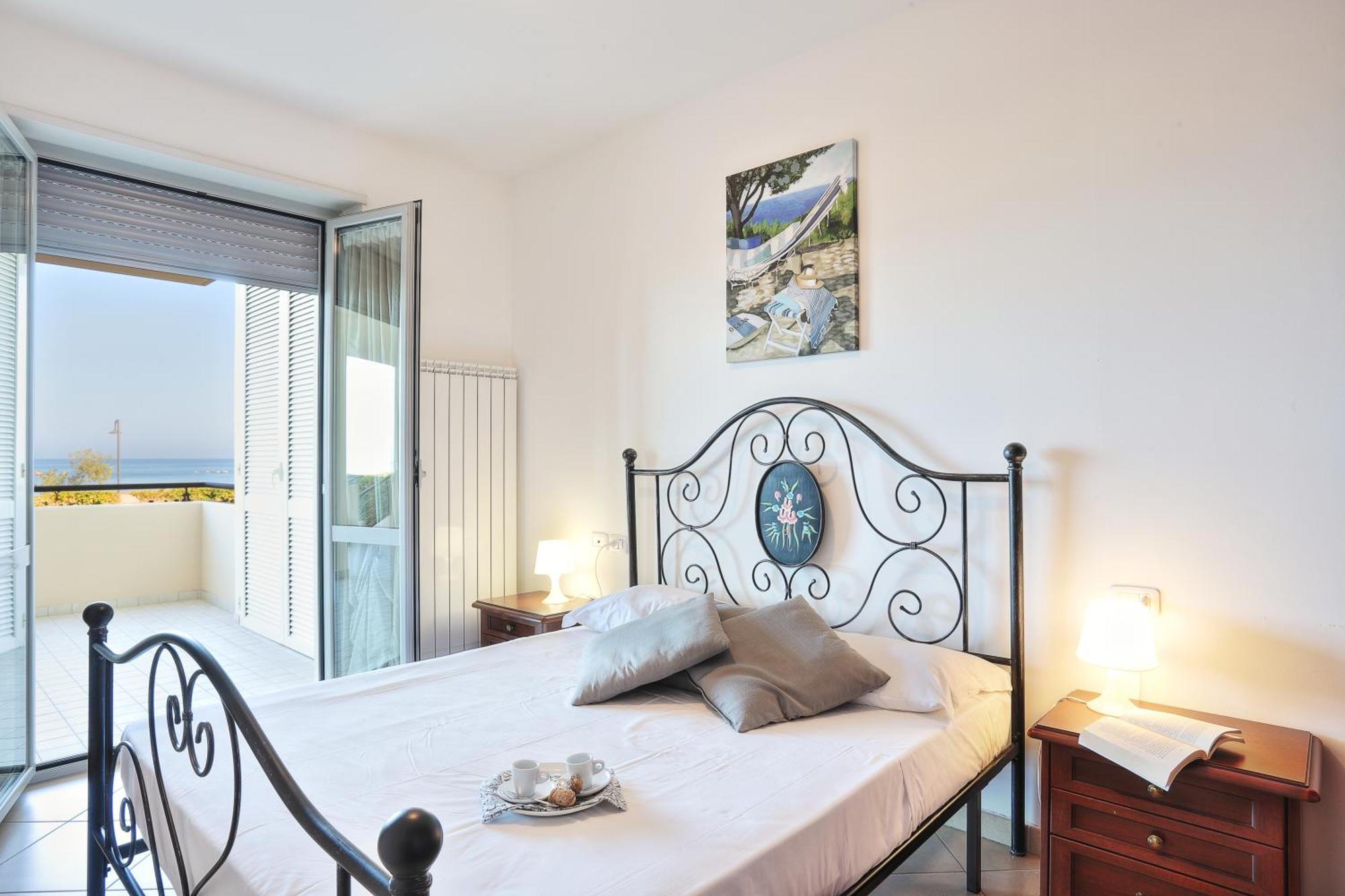 Mazzarosa Residence Roseto Degli Abruzzi Eksteriør bilde